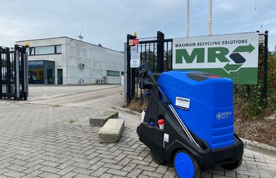  Maes Recycling Group in Oevel gaat voor een Nilfisk MH6P FAX warmwaterhogedrukreiniger